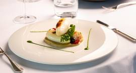 Calamari ripieni di ricotta e pomodorini secchi con crema di melanzane di William Anzidei